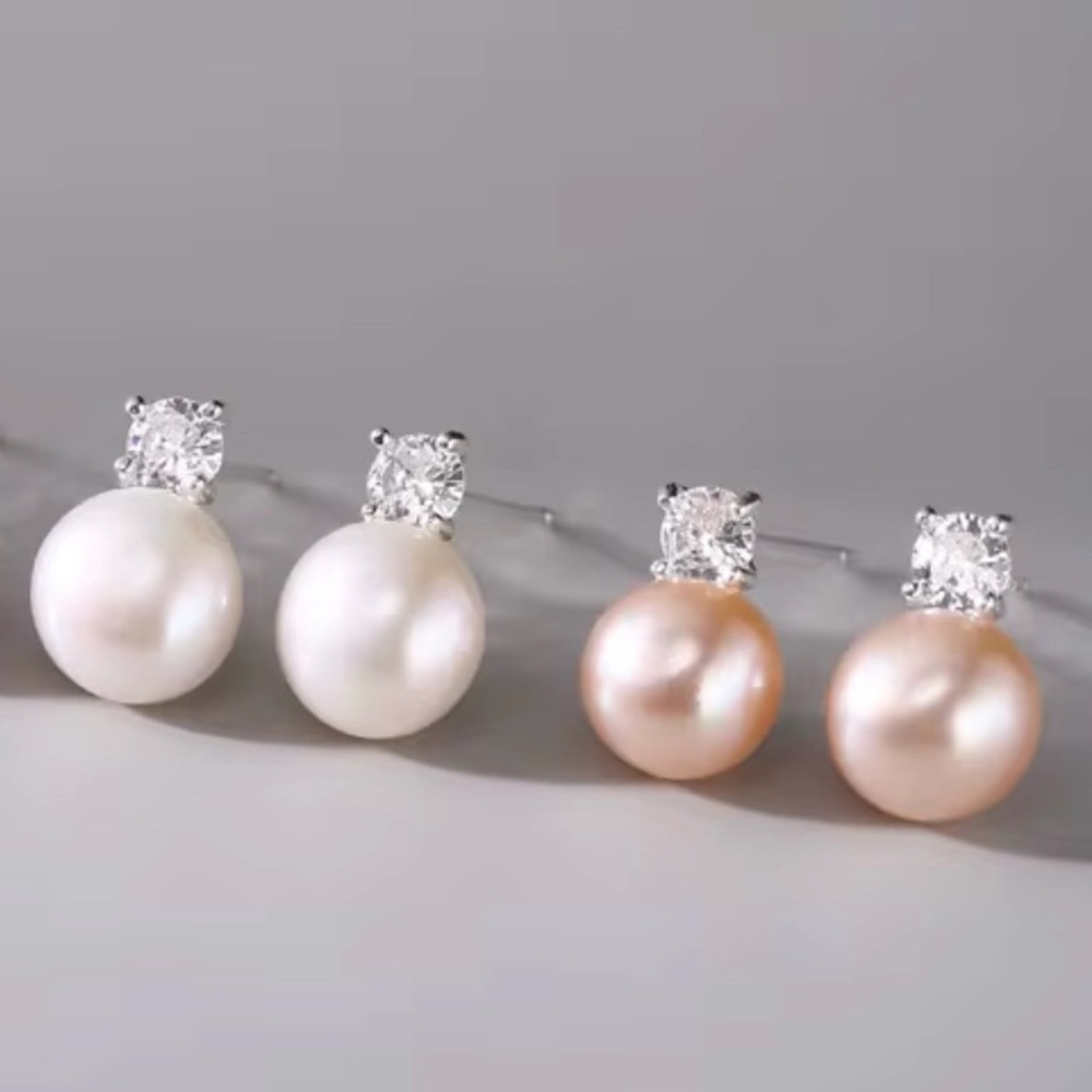 8mm White Freshwater Pearl 925 Sterling Silver Stud Earrings - Picture 3 of 8